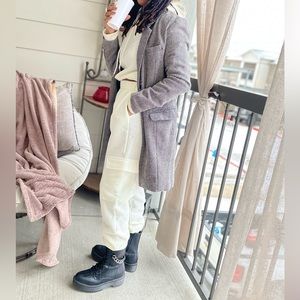 Last Kiss Pocketed Plaid Grey Coat Medium